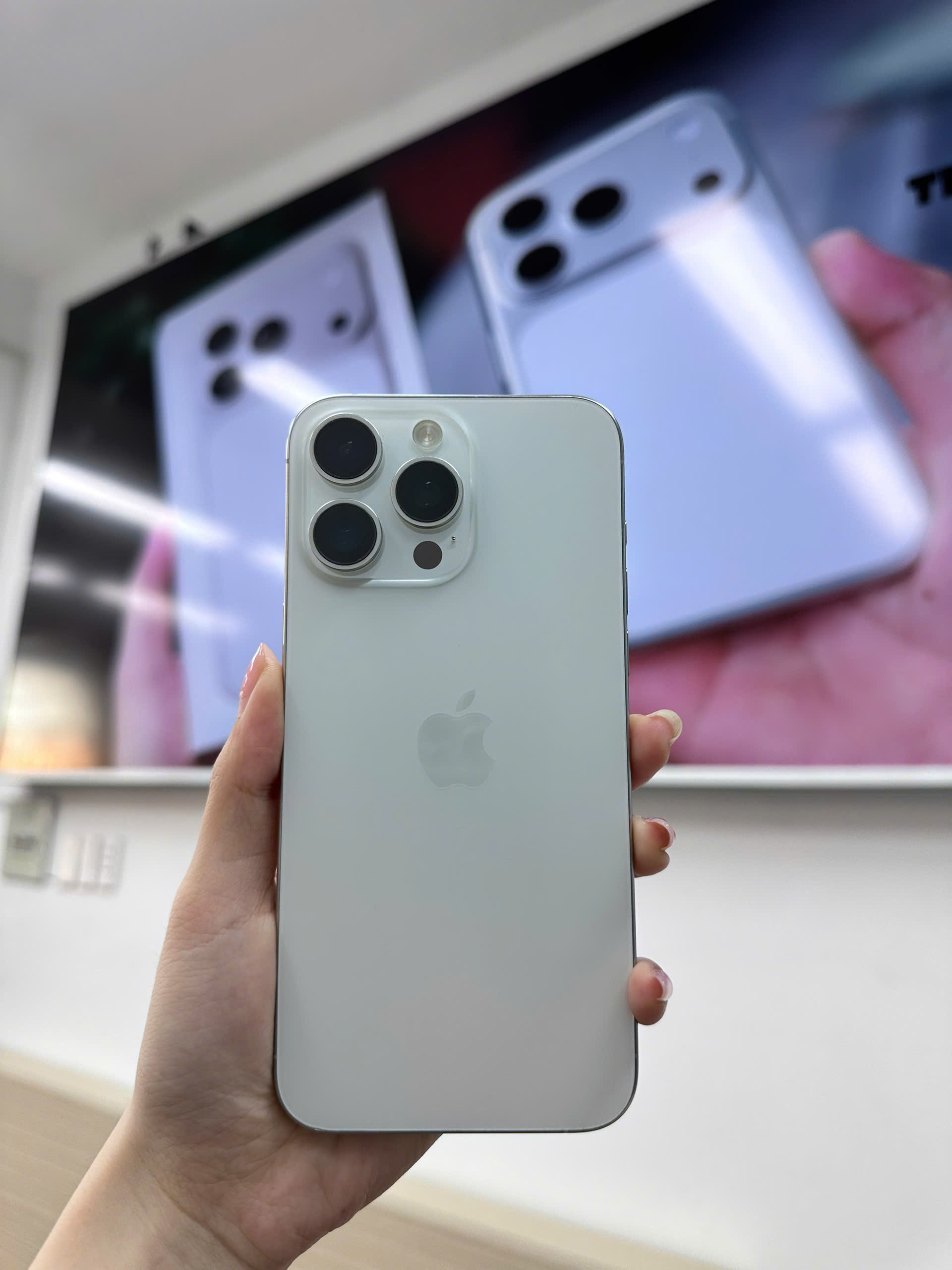 Iphone 15Promax 256gb bản Mỹ LL/A mới 99%